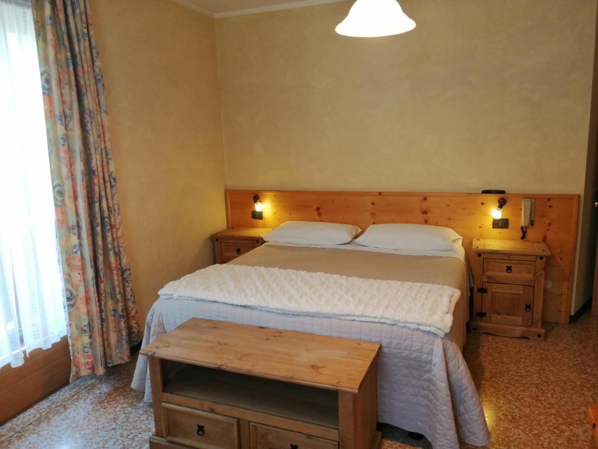 Hotel Zebru ヴァルフルヴァ エクステリア 写真